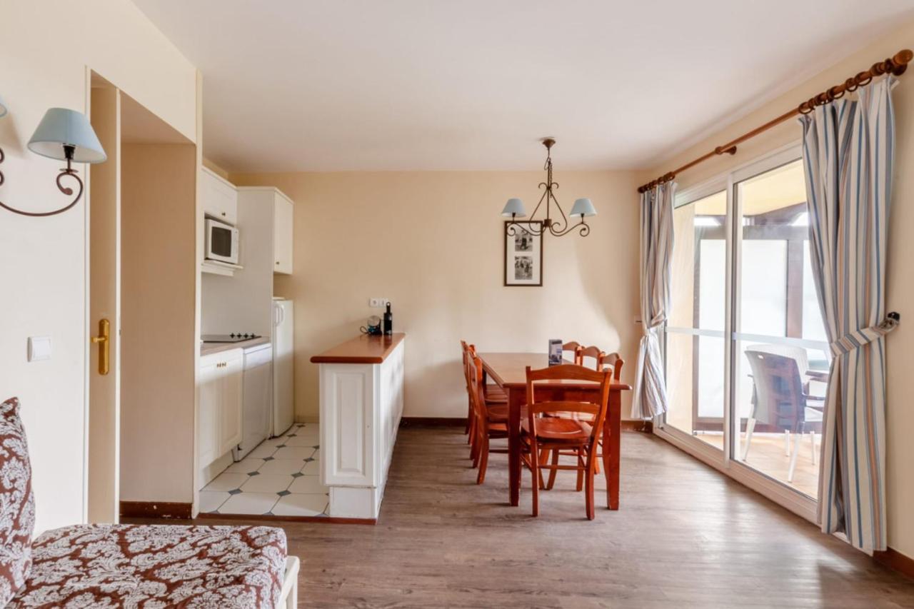 Nice 2-Br In A Residence With Pool - Deauville - Welkeys Exterior foto